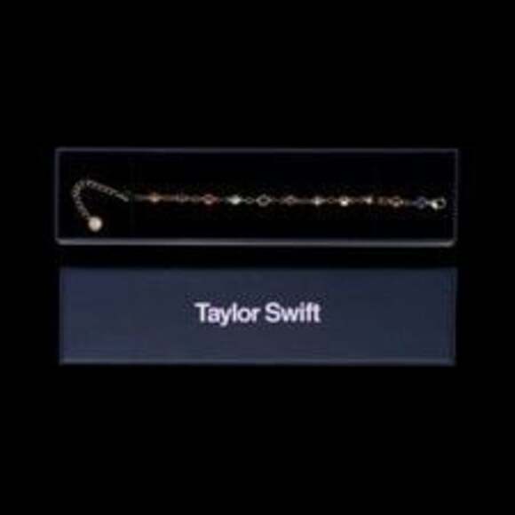 Taylor Swift Eras Tour Bracelet Bejeweled Midnights - Picture 1 of 3